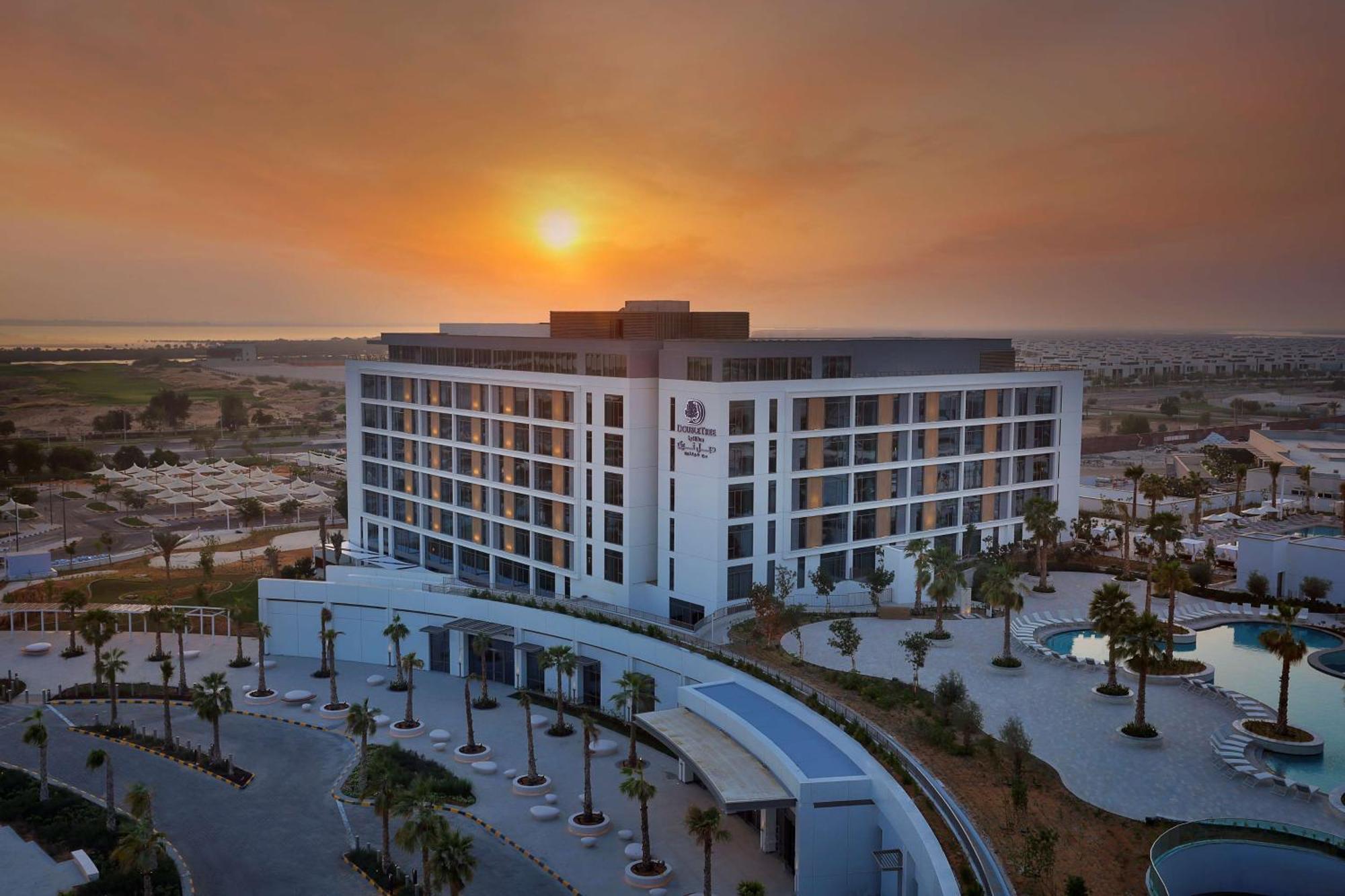 Doubletree By Hilton Abu Dhabi Yas Island Residences Exterior foto